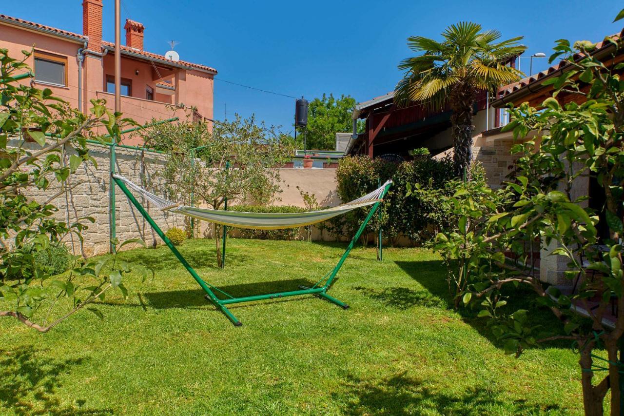 Holiday House Arena Pula Bagian luar foto