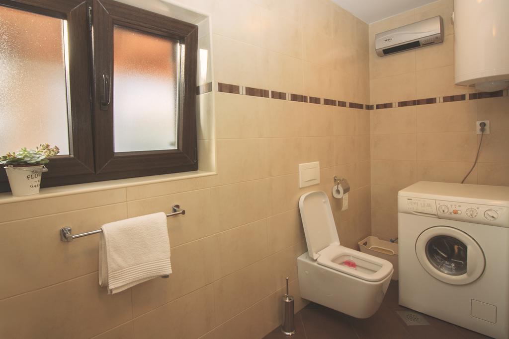 Holiday House Arena Pula Bagian luar foto